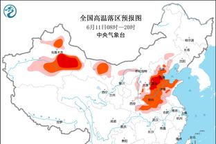 罗本今日重回拜仁训练基地，预祝球队在欧冠对阵皇马好运